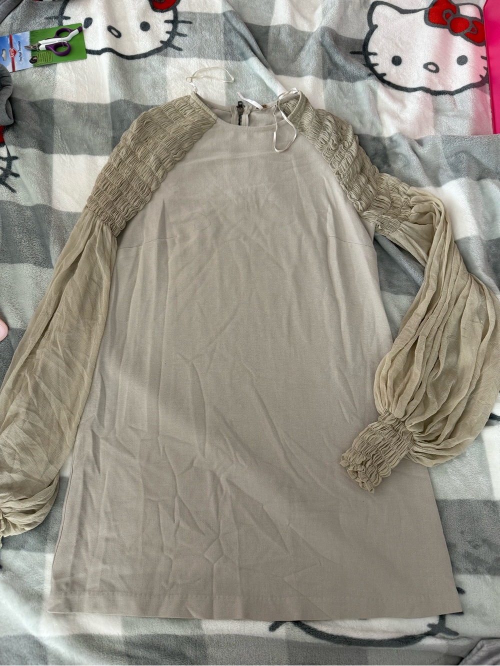 Free People Beige Long Sleeve Smocked Shift Dress sz XS boho dress